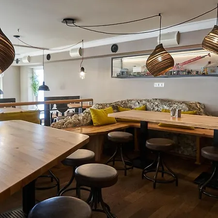 Roemer Hotel 3*