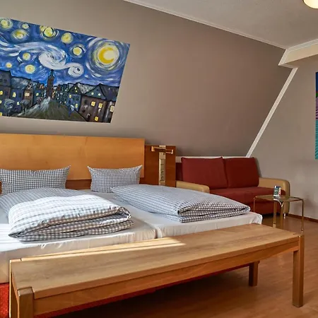 Roemer 3* Guenzburg