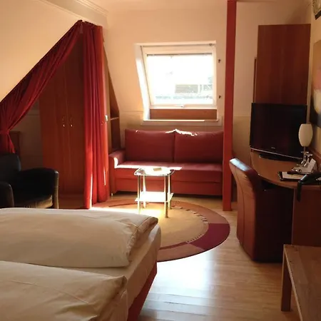 Roemer 3* Guenzburg
